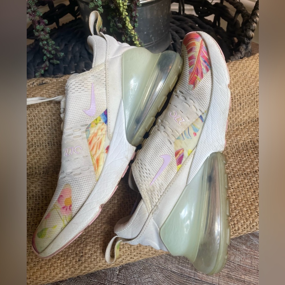 Nike women’s shoes 8.5